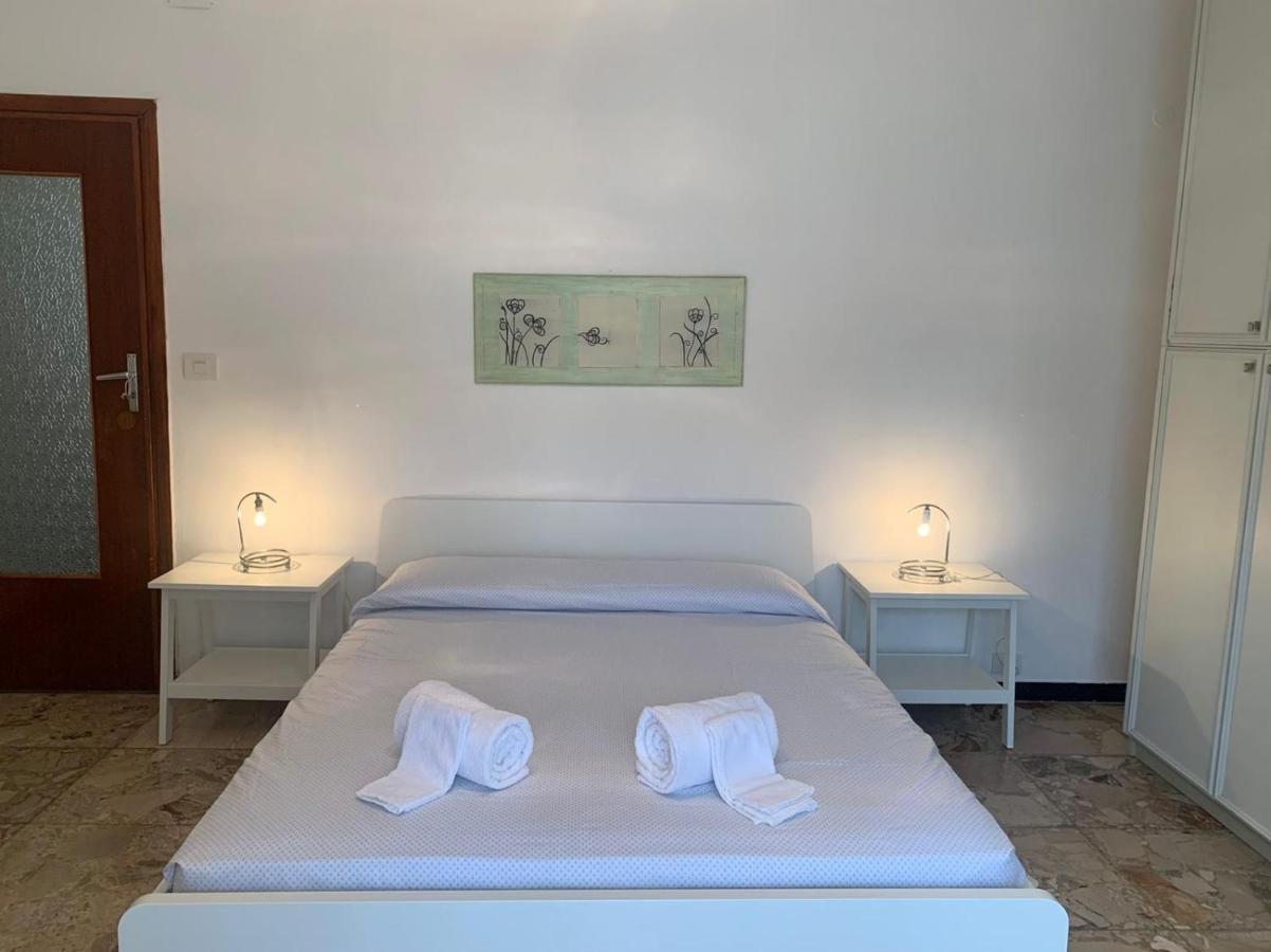 Casa Vacanza! A 50M Dal Mare! Bordighera Εξωτερικό φωτογραφία