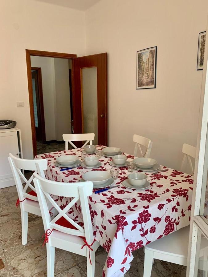 Casa Vacanza! A 50M Dal Mare! Bordighera Εξωτερικό φωτογραφία